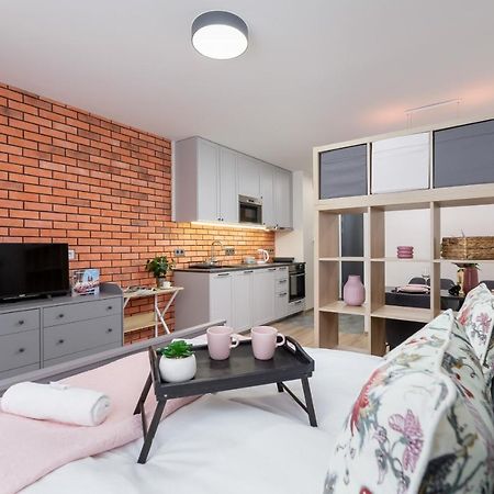 Deluxe Studio Cracow Arianska By Noclegi Renters Cracovie Extérieur photo