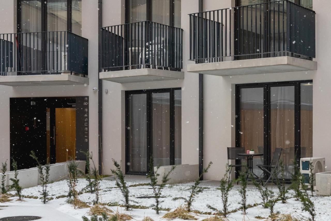 Deluxe Studio Cracow Arianska By Noclegi Renters Cracovie Extérieur photo