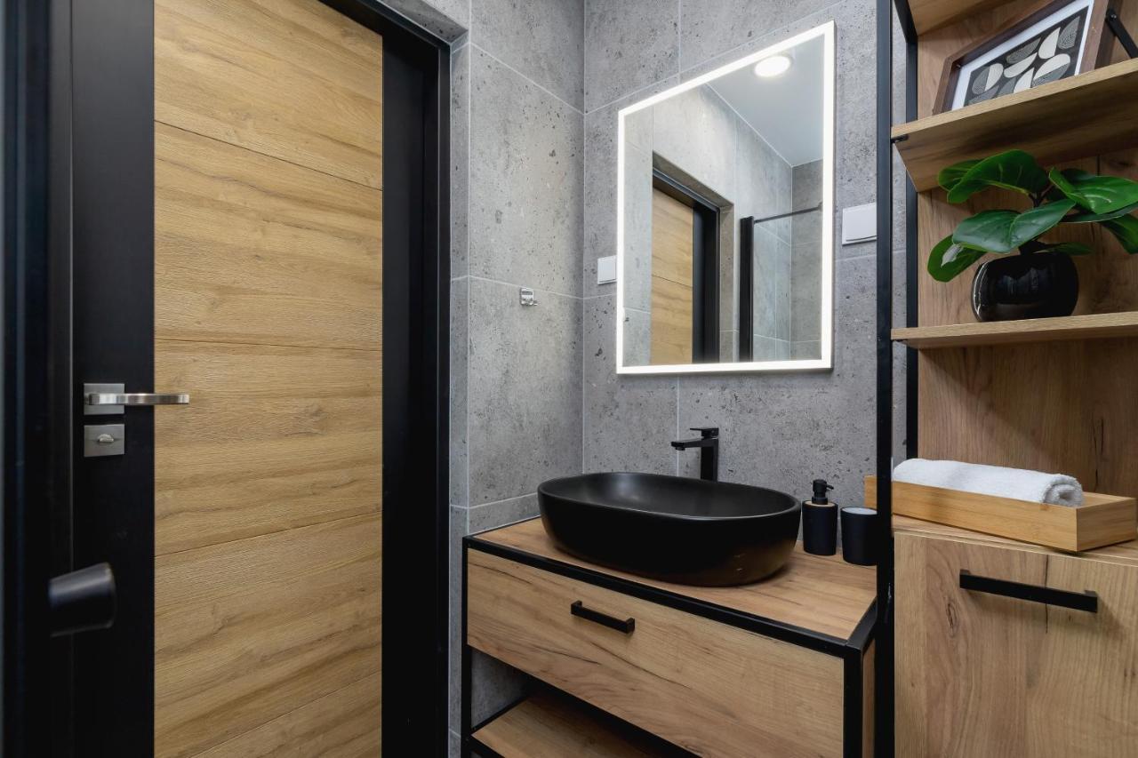 Deluxe Studio Cracow Arianska By Noclegi Renters Cracovie Extérieur photo